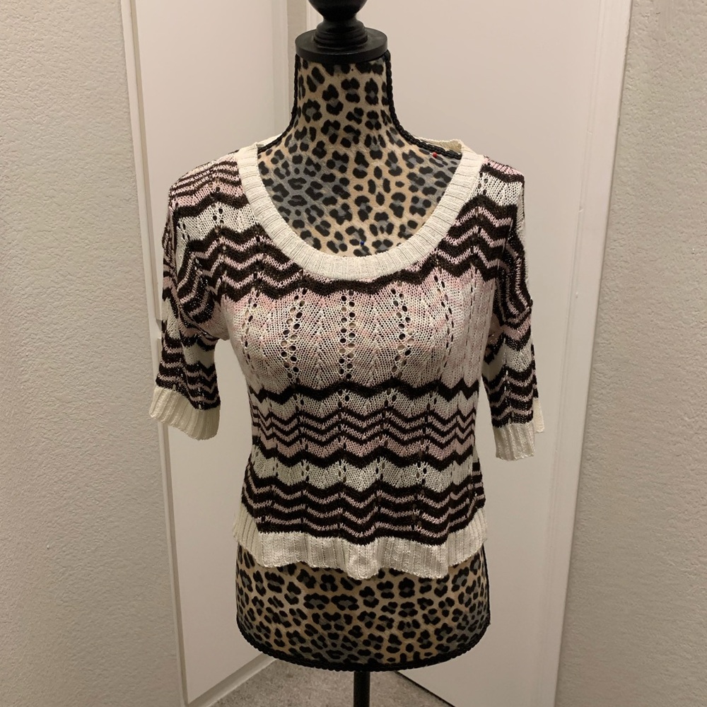 Women's Chevron Knit Top - Cream and Brown